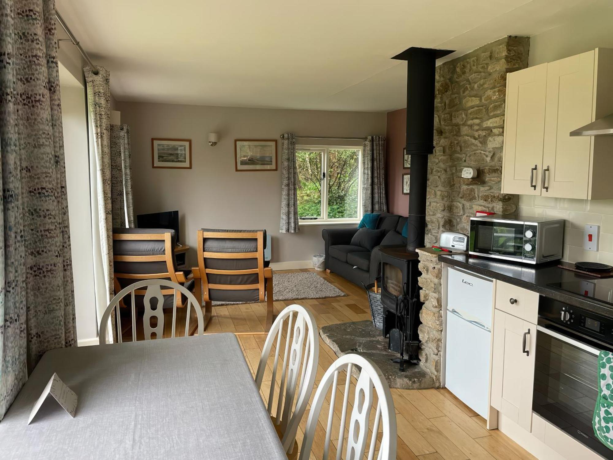 Whispering Pines Cottage Swyre Экстерьер фото